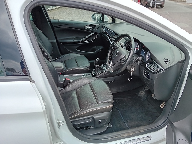Vauxhall Astra 1.4i Turbo Elite Nav Hatchback 5dr Petrol Manual Euro 6 (150 ps) - U1867