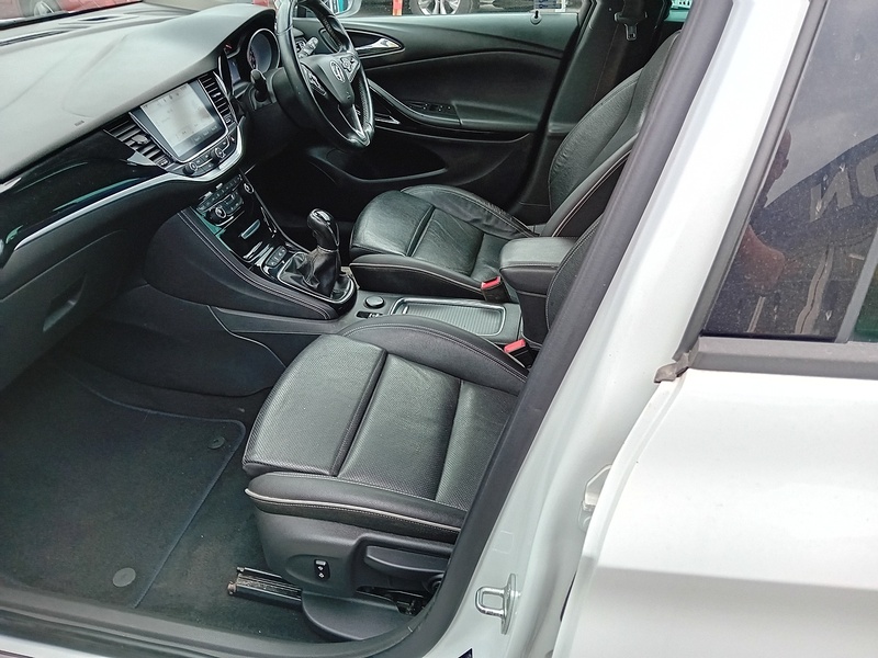 Vauxhall Astra 1.4i Turbo Elite Nav Hatchback 5dr Petrol Manual Euro 6 (150 ps) - U1867