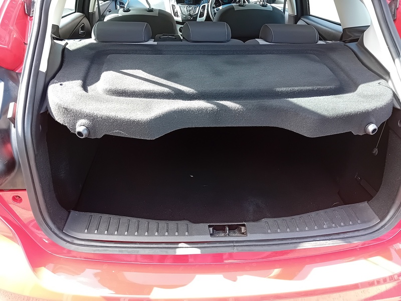 Ford Focus 1.6 Zetec Hatchback 5dr Petrol Powershift Euro 5 (125 ps) - U1870