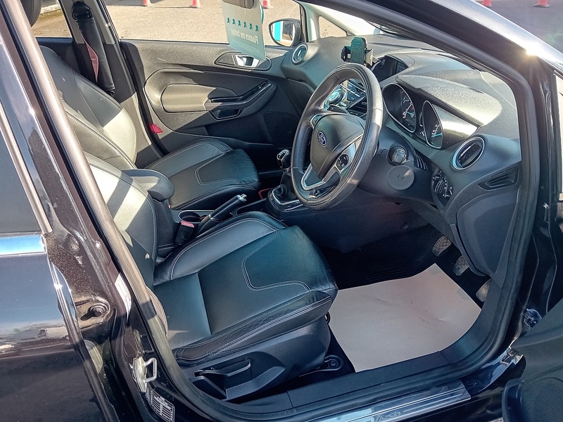 Ford Fiesta 1.0T EcoBoost Titanium X Hatchback 5dr Petrol Manual Euro 5 (s/s) (100 ps) - U1874