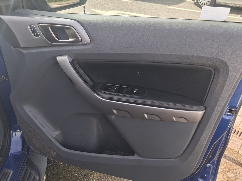 Ford Ranger 2.2 TDCi Limited 1 Pickup Double Cab 4dr Diesel Manual 4WD Euro 5 (s/s) (Eco Axle) (160 ps) - U1888