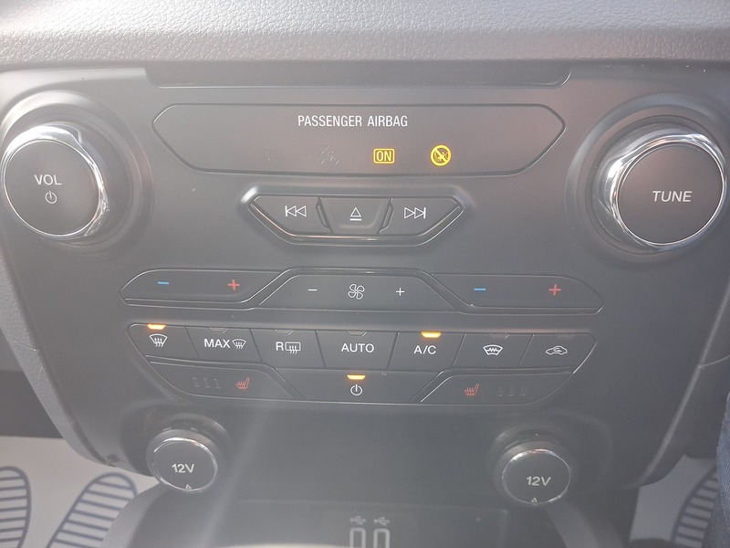 Ford Ranger 2.2 TDCi Limited 1 Pickup Double Cab 4dr Diesel Manual 4WD Euro 5 (s/s) (Eco Axle) (160 ps) - U1888