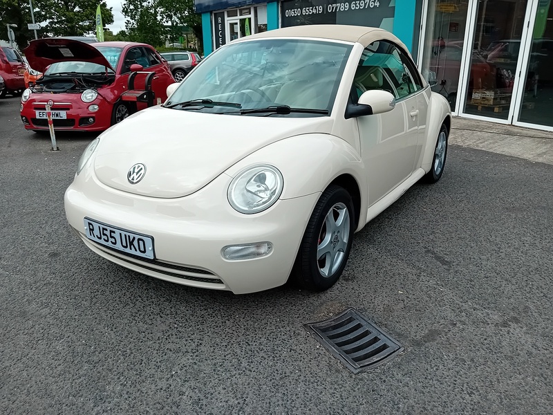 Volkswagen Beetle 1.6 Cabriolet 2dr Petrol Manual Euro 4 (102 ps) - U1896
