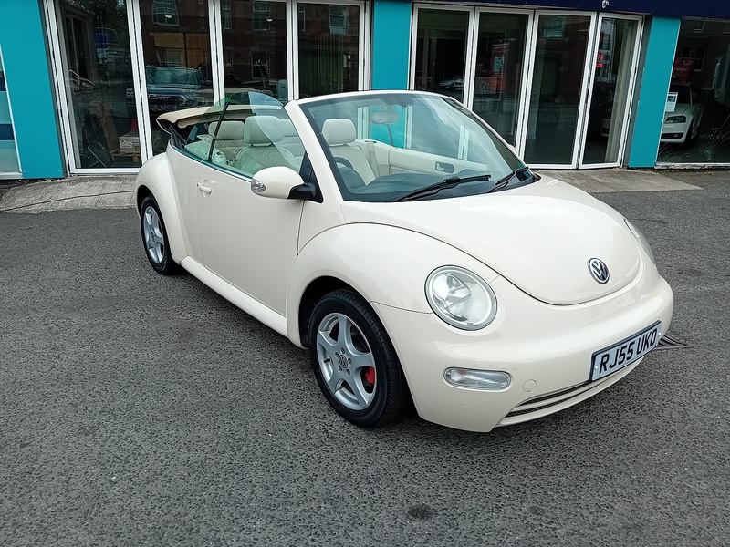 Volkswagen Beetle 1.6 Cabriolet 2dr Petrol Manual Euro 4 (102 ps) - U1896