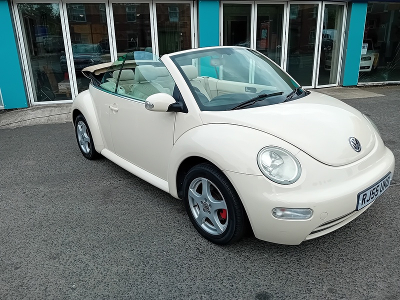 Volkswagen Beetle 1.6 Cabriolet 2dr Petrol Manual Euro 4 (102 ps) - U1896