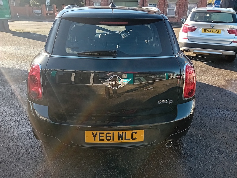 MINI Countryman 1.6 One D SUV 5dr Diesel Manual Euro 5 (s/s) (90 p SUV 1.6 Manual Diesel - U1898