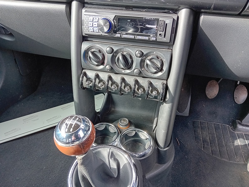 MINI Convertible 1.6 One Sidewalk Convertible 2dr Petrol Manual Euro 4 (90 ps) - U1909