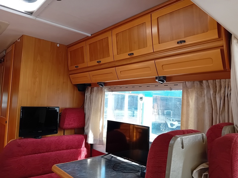 Mercedes-Benz Hymer 6 Berth  Motorhome 2.8 Diesel Automatic - U1912
