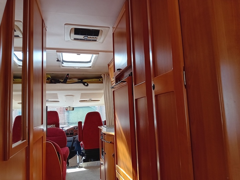 Mercedes-Benz Hymer 6 Berth  Motorhome 2.8 Diesel Automatic - U1912