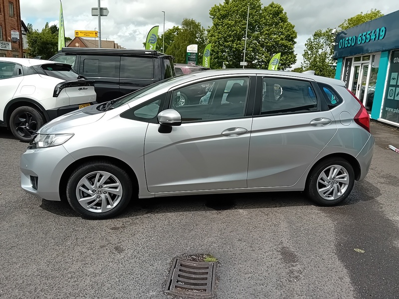 Honda Jazz 1.3 i-VTEC SE Hatchback 5dr Petrol Manual Euro 6 (s/s) (102 ps) - U1916