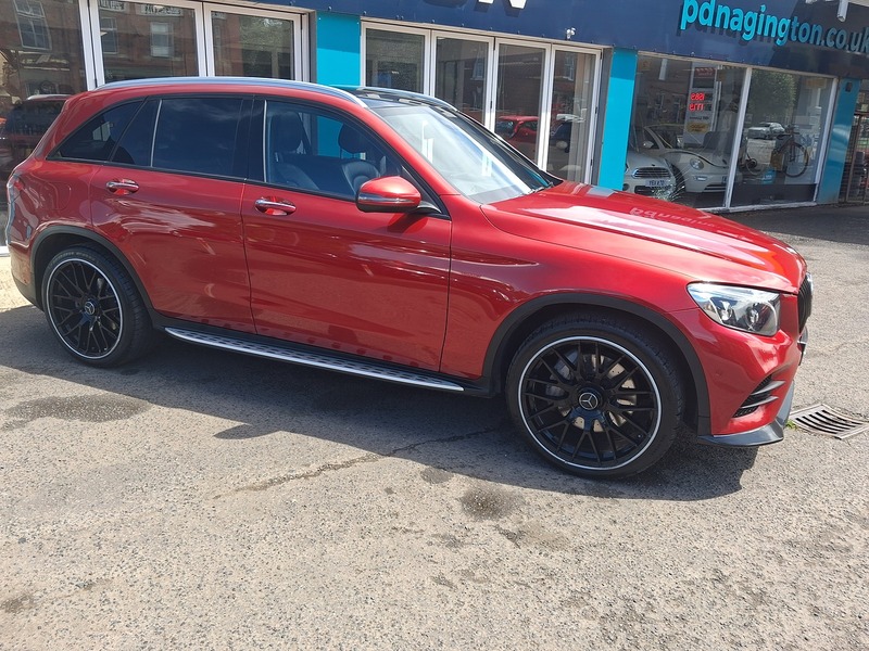 Mercedes-Benz GLC 2.1 GLC250d AMG Line (Premium Plus) SUV 5dr Diesel G-Tronic 4MATIC Euro 6 (s/s) (204 ps) - U1929