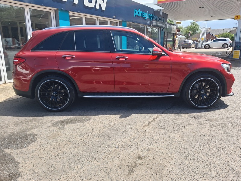 Mercedes-Benz GLC 2.1 GLC250d AMG Line (Premium Plus) SUV 5dr Diesel G-Tronic 4MATIC Euro 6 (s/s) (204 ps) - U1929