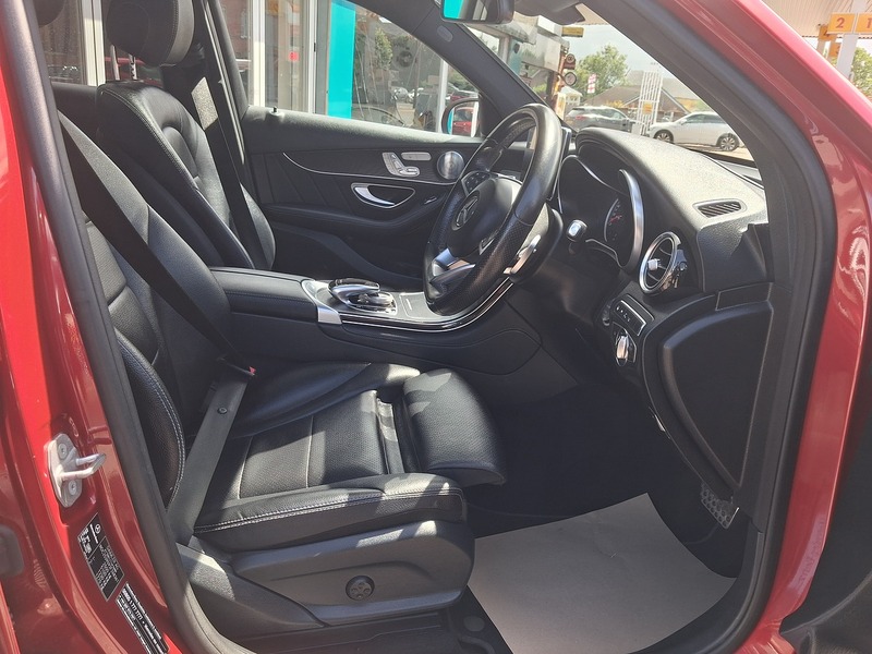 Mercedes-Benz GLC 2.1 GLC250d AMG Line (Premium Plus) SUV 5dr Diesel G-Tronic 4MATIC Euro 6 (s/s) (204 ps) - U1929