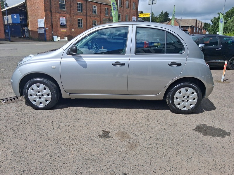 Nissan Micra 1.2 16v Initia Hatchback 5dr Petrol Manual (139 g/km, 79 bhp) - U1932