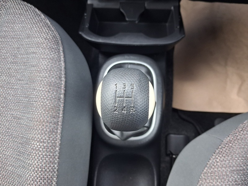 Nissan Micra 1.2 16v Initia Hatchback 5dr Petrol Manual (139 g/km, 79 bhp) - U1932