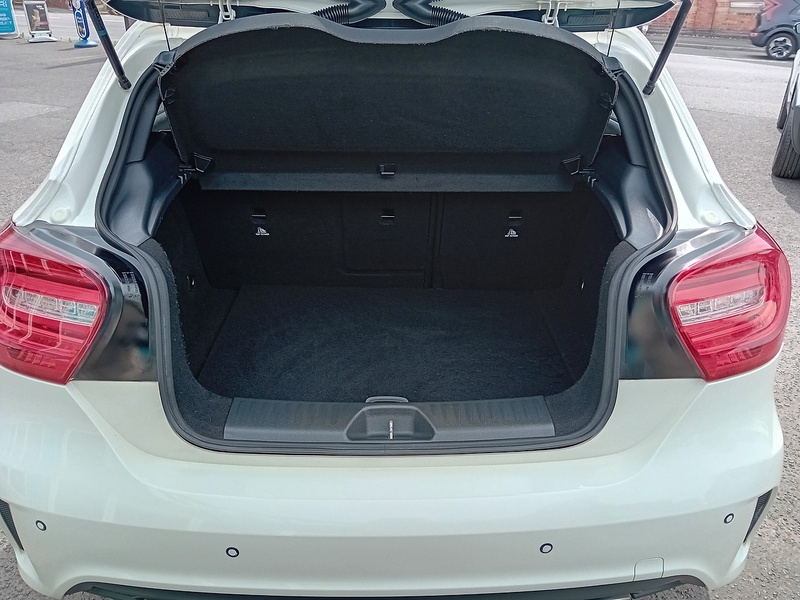 Mercedes-Benz A Class 2.1 A220 CDI AMG Sport Hatchback 5dr Diesel 7G-DCT Euro 6 (s/s) (170 ps) - U1938