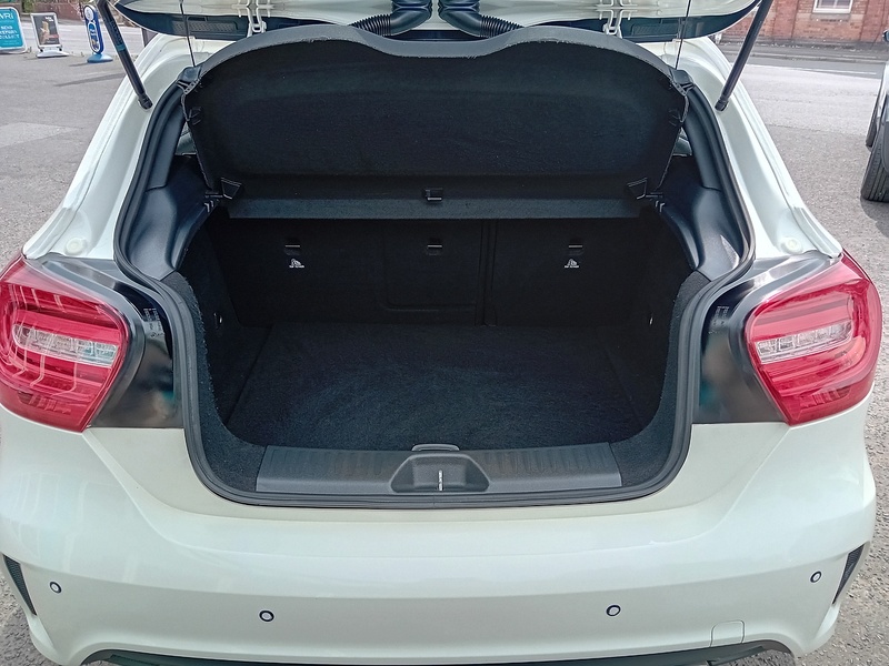 Mercedes-Benz A Class 2.1 A220 CDI AMG Sport Hatchback 5dr Diesel 7G-DCT Euro 6 (s/s) (170 ps) - U1938