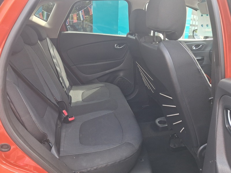 Renault Captur 1.5 dCi ENERGY Dynamique S Nav SUV 5dr Diesel Manual Euro 6 (s/s) (90 ps) - U1942