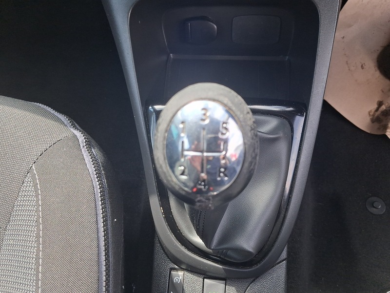 Renault Captur 1.5 dCi ENERGY Dynamique S Nav SUV 5dr Diesel Manual Euro 6 (s/s) (90 ps) - U1942