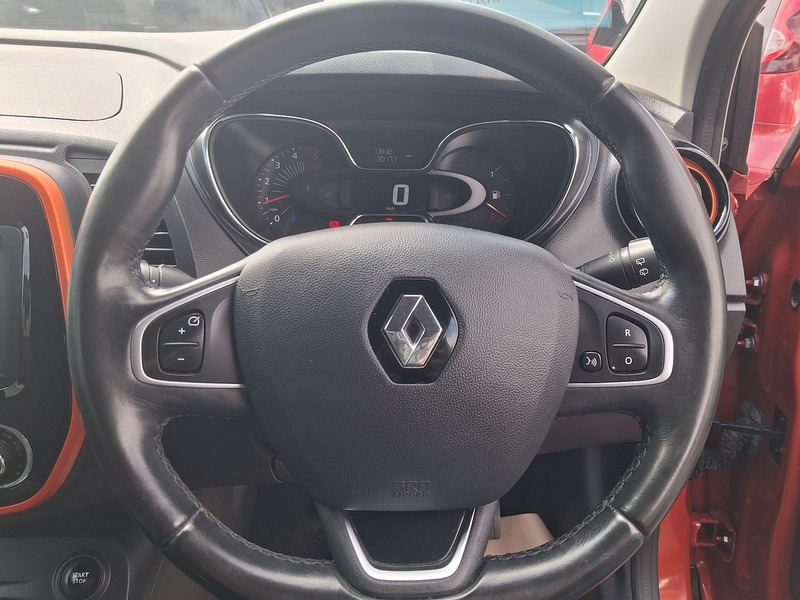 Renault Captur 1.5 dCi ENERGY Dynamique S Nav SUV 5dr Diesel Manual Euro 6 (s/s) (90 ps) - U1942