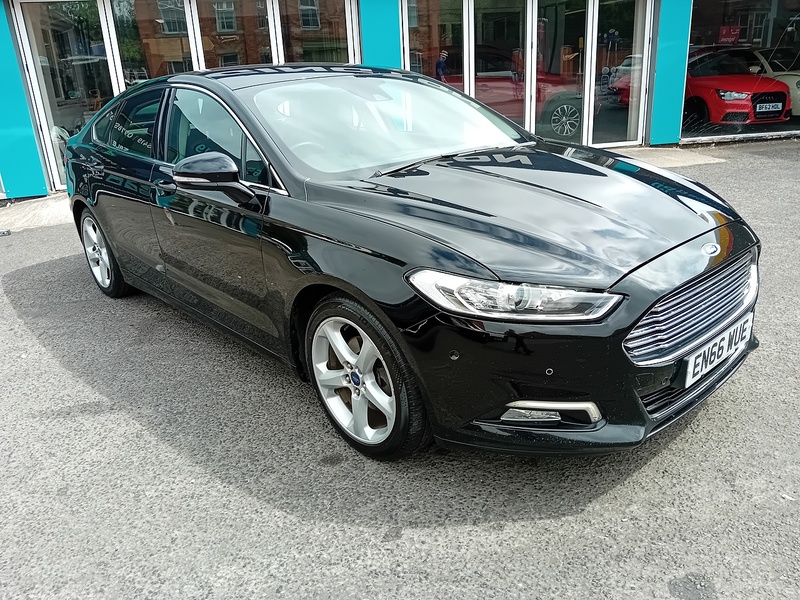 Ford Mondeo Titanium - U1945
