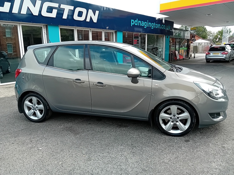 Vauxhall Meriva 1.6 CDTi ecoFLEX Tech Line MPV 5dr Diesel Manual Euro 6 (s/s) (136 ps) - U1946