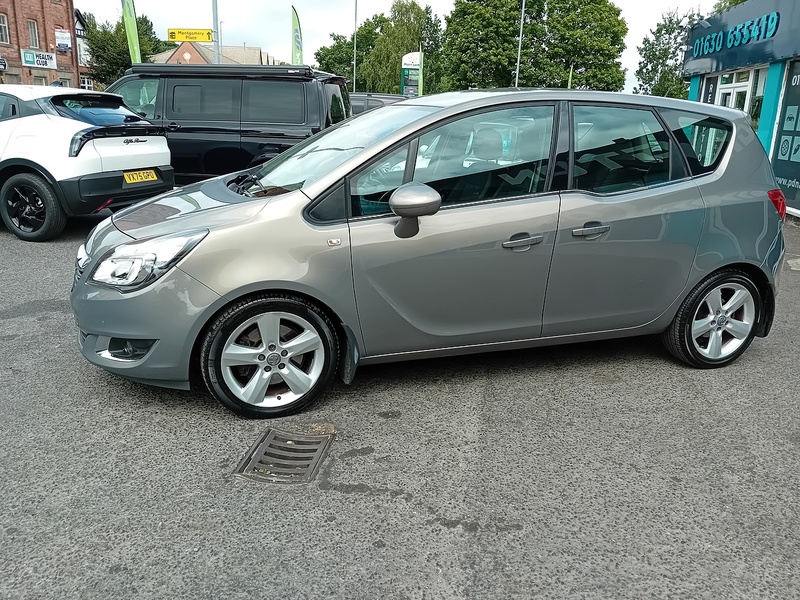 Vauxhall Meriva 1.6 CDTi ecoFLEX Tech Line MPV 5dr Diesel Manual Euro 6 (s/s) (136 ps) - U1946