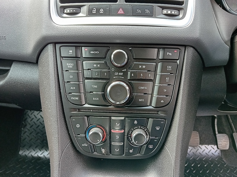 Vauxhall Meriva 1.6 CDTi ecoFLEX Tech Line MPV 5dr Diesel Manual Euro 6 (s/s) (136 ps) - U1946