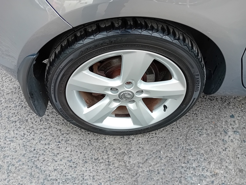 Vauxhall Meriva 1.6 CDTi ecoFLEX Tech Line MPV 5dr Diesel Manual Euro 6 (s/s) (136 ps) - U1946