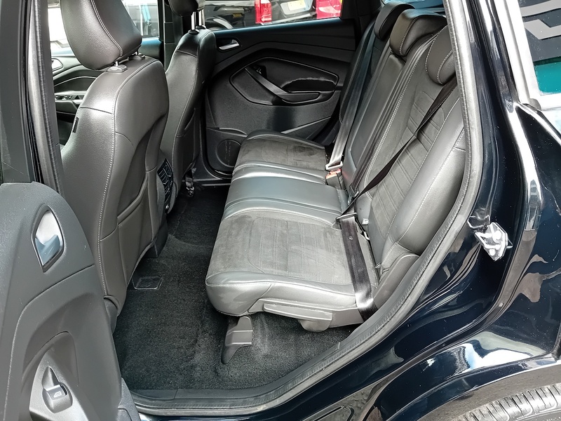 Ford Kuga 2.0 TDCi EcoBlue ST-Line SUV 5dr Diesel Manual Euro 6 (s/s) (150 ps) - U1950