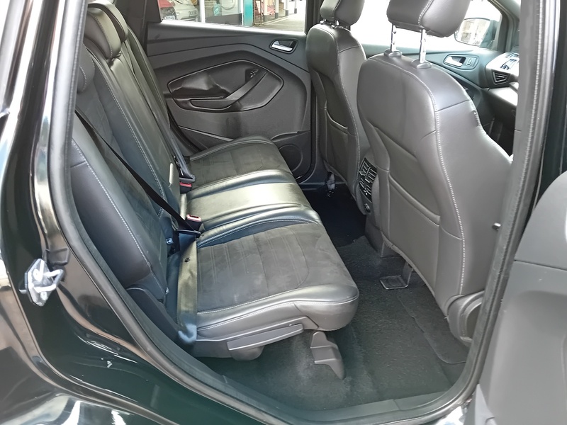 Ford Kuga 2.0 TDCi EcoBlue ST-Line SUV 5dr Diesel Manual Euro 6 (s/s) (150 ps) - U1950