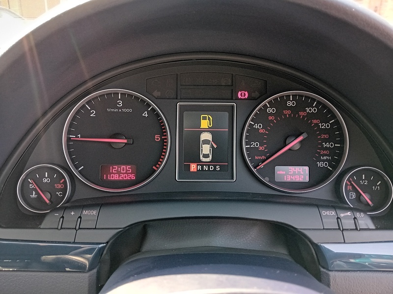 Audi A4 TDI SE - U1953