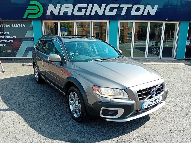 Volvo XC70 2.4 D5 SE Estate 5dr Diesel Geartronic AWD Euro 5 (205 ps) - U1954