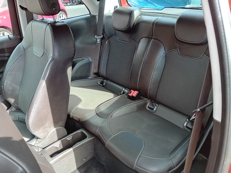 Vauxhall ADAM 1.4 16v JAM Hatchback 3dr Petrol Manual Euro 5 (87 ps) - U1956