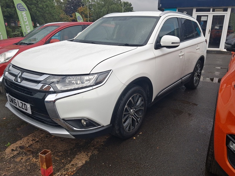 Mitsubishi Outlander 2.2 DI-D GX3 SUV 5dr Diesel Manual 4WD Euro 6 (s/s) (147 ps) - U1968