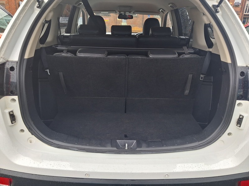 Mitsubishi Outlander 2.2 DI-D GX3 SUV 5dr Diesel Manual 4WD Euro 6 (s/s) (147 ps) - U1968