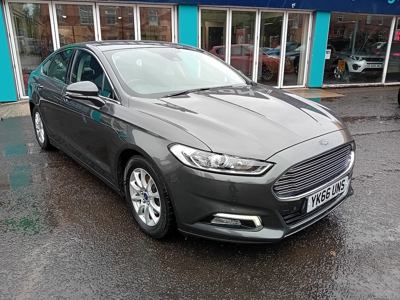 Ford Mondeo 2.0 TDCi Titanium Hatchback 5dr Diesel Manual Euro 6 (s/s) (150 ps) - U1969