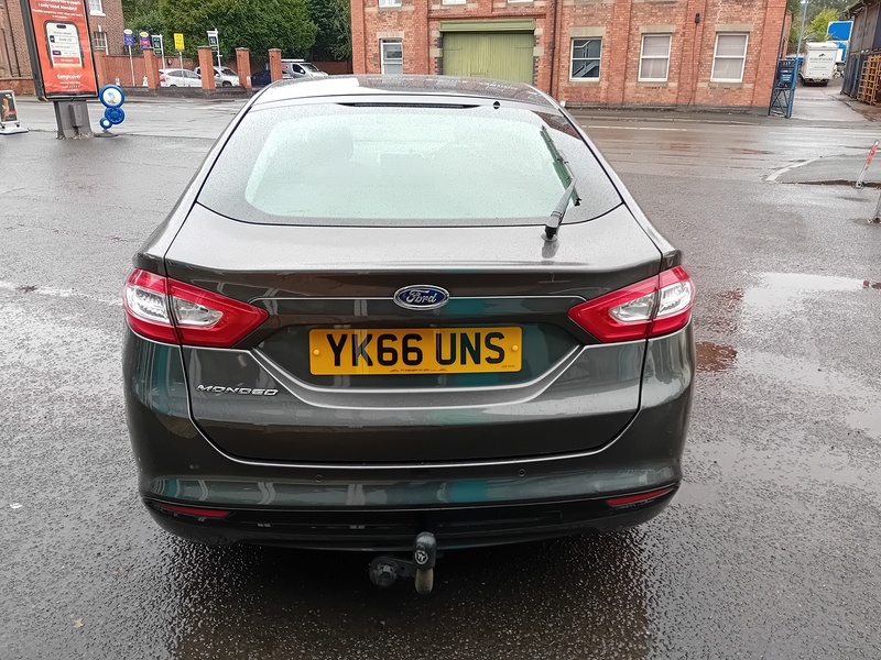 Ford Mondeo 2.0 TDCi Titanium Hatchback 5dr Diesel Manual Euro 6 (s/s) (150 ps) - U1969