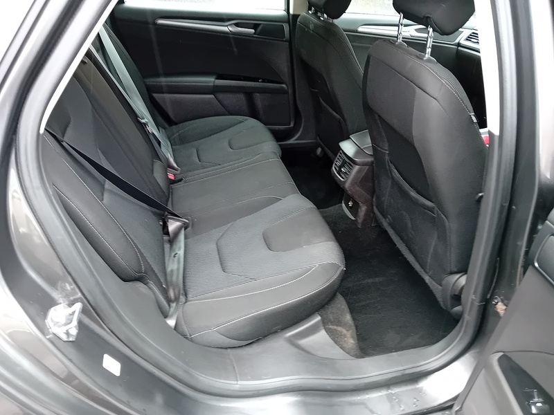 Ford Mondeo 2.0 TDCi Titanium Hatchback 5dr Diesel Manual Euro 6 (s/s) (150 ps) - U1969