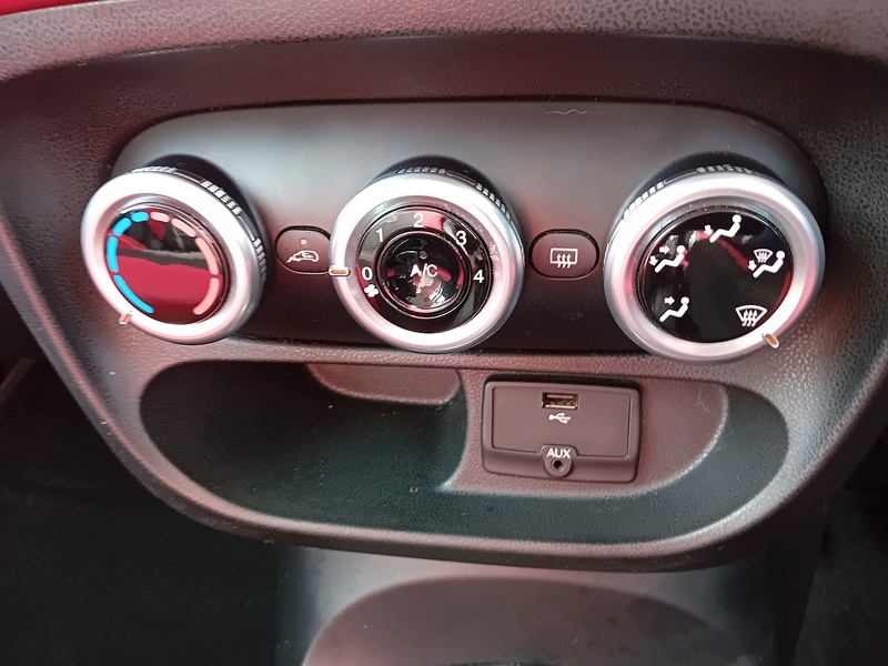 Fiat 500L 1.3 MultiJet Pop Star MPV 5dr Diesel Manual Euro 5 (s/s) (85 bhp) - U1973