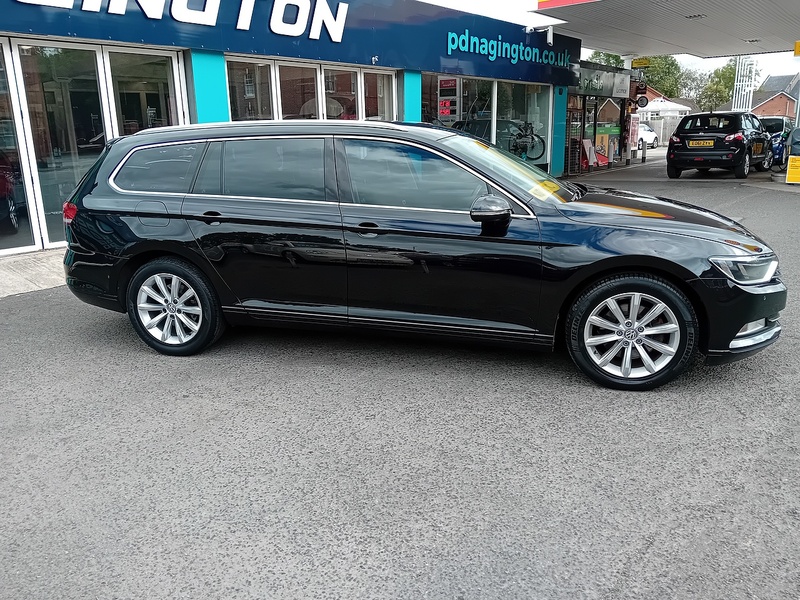 Volkswagen Passat 2.0 TDI BlueMotion Tech SE Estate 5dr Diesel DSG Automatic Euro 6 (s/s) (150 ps) 2.0 5dr Estate - U1974