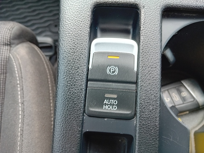 Volkswagen Passat 2.0 TDI BlueMotion Tech SE Estate 5dr Diesel DSG Automatic Euro 6 (s/s) (150 ps) 2.0 5dr Estate - U1974