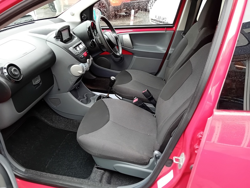 Toyota AYGO 1.0 VVT-i Go Hatchback 5dr Petrol Manual Euro 5 (67 ps) - U1977