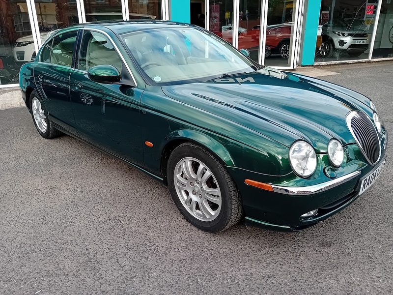Jaguar S-Type 2.5 V6 SE Plus Saloon 4dr Petrol Automatic (249 g/km, 201 bhp) - U1980