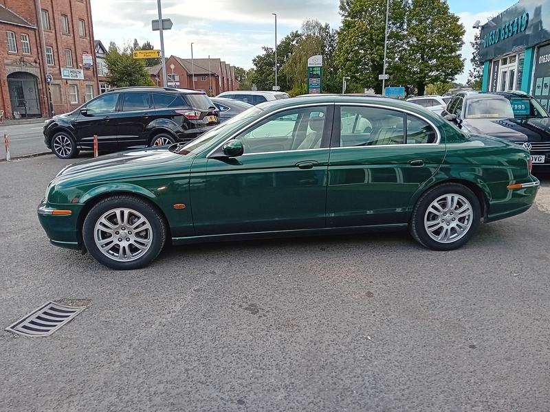 Jaguar S-Type 2.5 V6 SE Plus Saloon 4dr Petrol Automatic (249 g/km, 201 bhp) - U1980