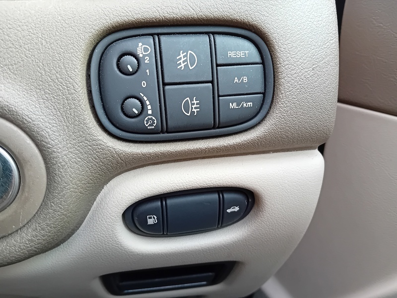 Jaguar S-Type 2.5 V6 SE Plus Saloon 4dr Petrol Automatic (249 g/km, 201 bhp) - U1980