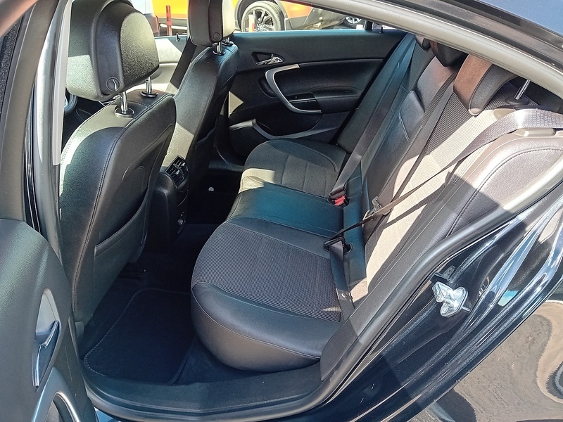 Vauxhall Insignia 2.0 CDTi SE Hatchback 5dr Diesel Manual Euro 5 (130 ps) - U1981