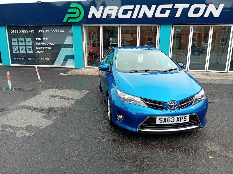Toyota Auris 1.33 Dual VVT-i Icon Hatchback 5dr Petrol Manual Euro 5 (s/s) (101 ps) - U1988