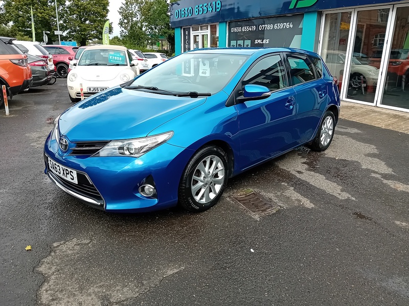 Toyota Auris 1.33 Dual VVT-i Icon Hatchback 5dr Petrol Manual Euro 5 (s/s) (101 ps) - U1988
