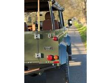 Land Rover Defender 110 2016 - Thumb 14
